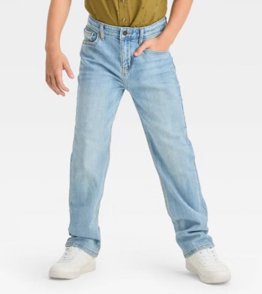 Boys' Relaxed Straight Jeans - art class™Light Wash