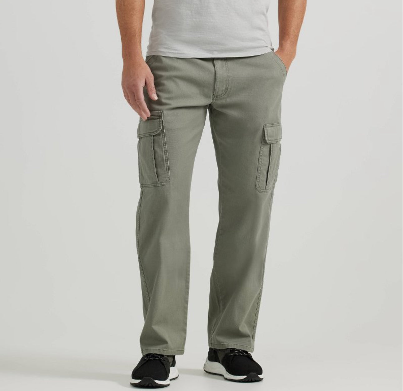 Wrangler Men’s ATG Relaxed Cargo Pants- Dust Olive